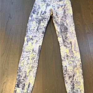 lululemon athletica Women's leggings in Yellow and Gray size 4